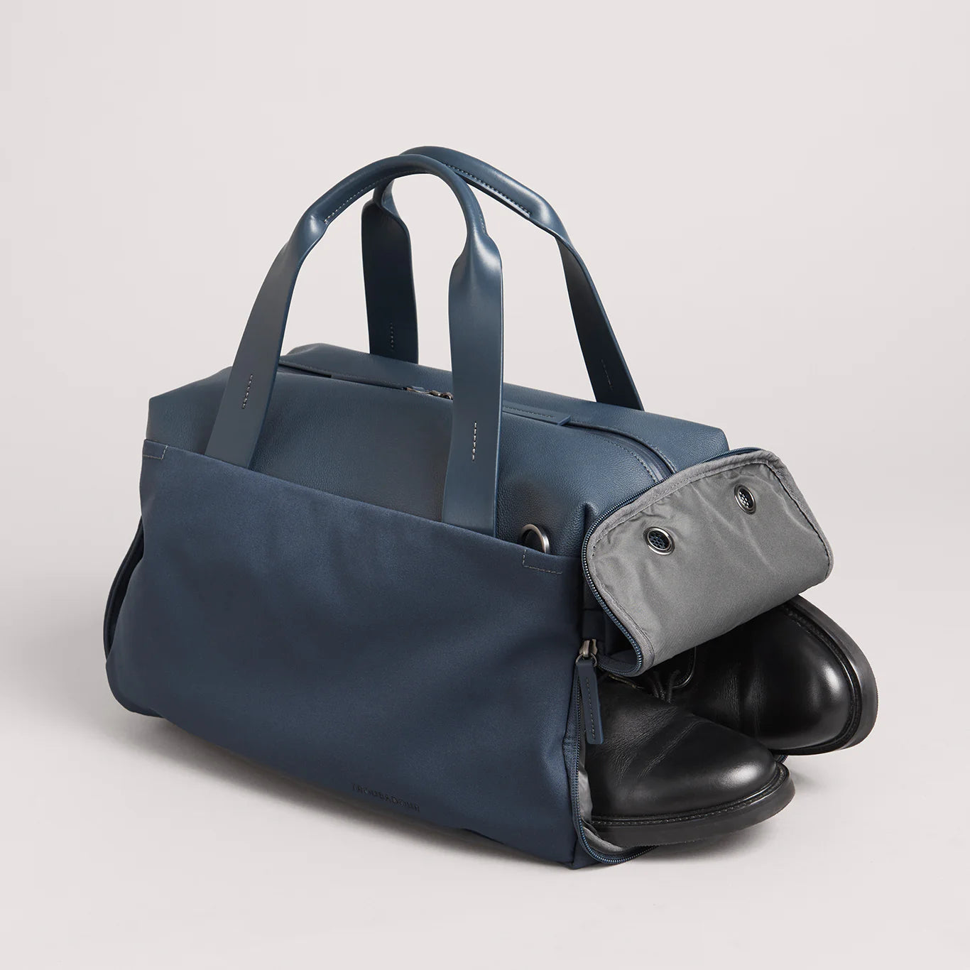 26L Waterproof Recycled Nylon Everyday Duffle Bag with Separate Ventilated Shoe Compartment